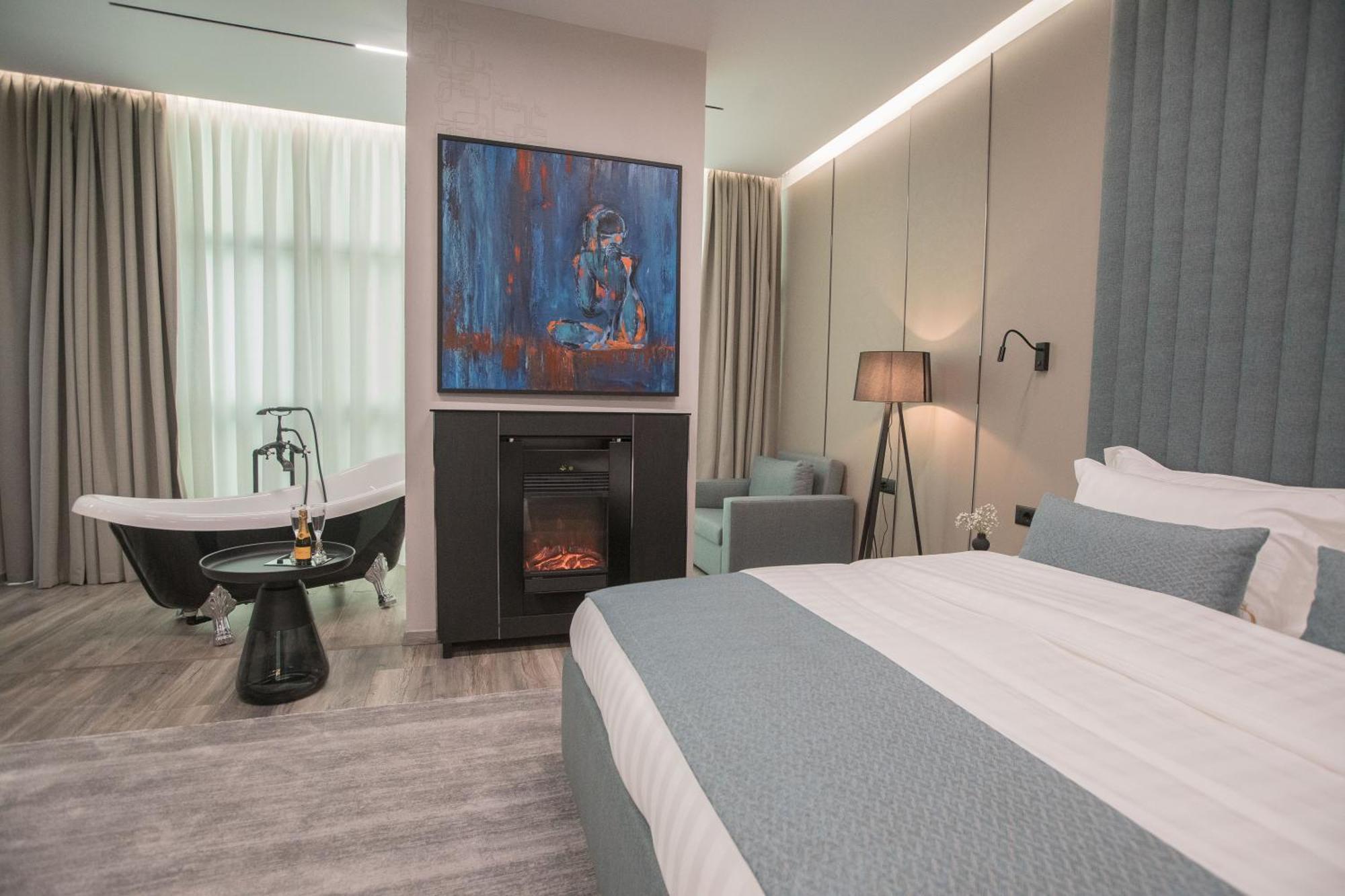 Hotel Dirista Shkoder Exterior photo