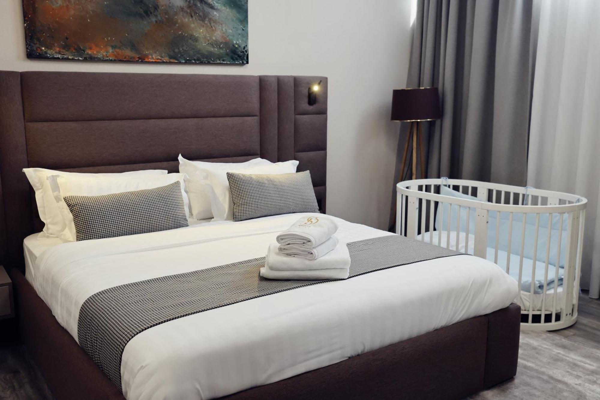 Hotel Dirista Shkoder Exterior photo